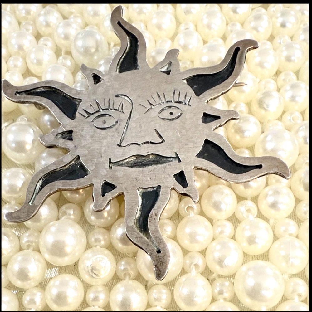 925 Sterling Mexico Silver Sun Face Brooch or pendant Vintage 90s